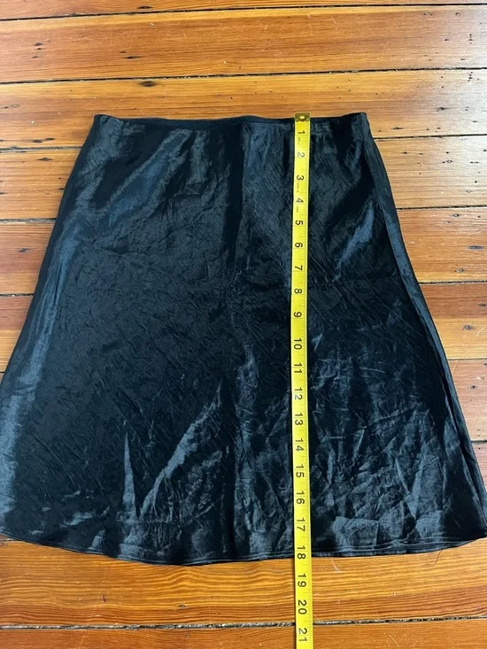 Babaton Satin Slip Mini Skirt in Black - Picture 4 of 5